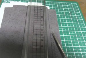 折り目をつける