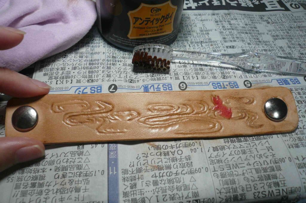 アンティックダイを塗った後
