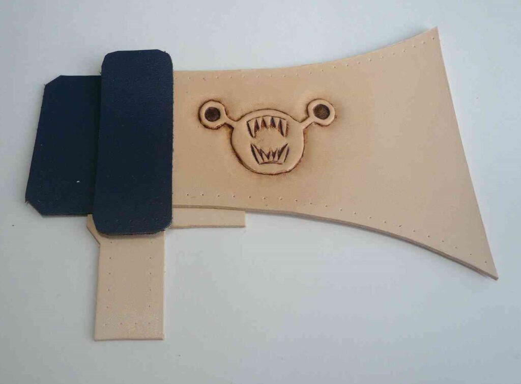 仮組