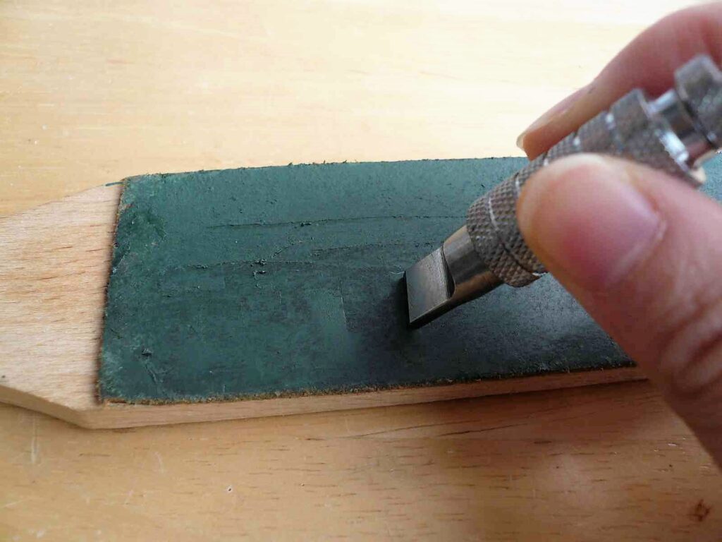 青砥で研ぐ